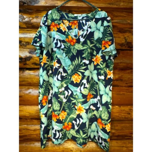 entro Dresses & Skirts - Entro Tropical Print Dress Size‎ 1X